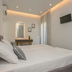 Villa Bazeos *