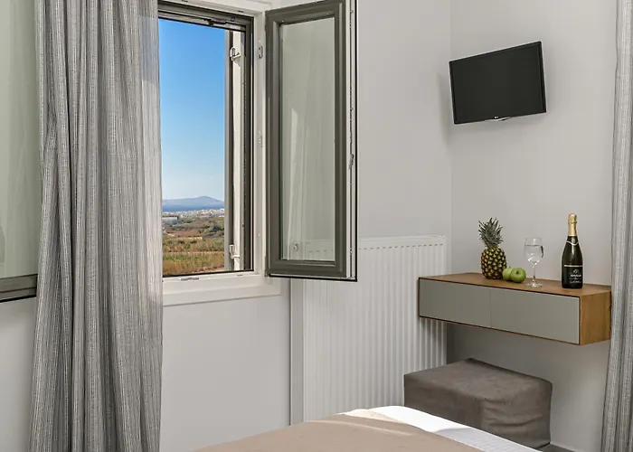 Bazeos Βίλα Αγγίδια